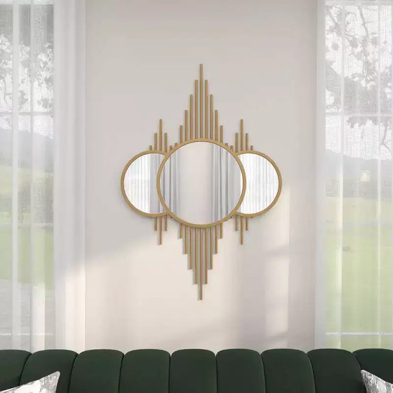 Specchio da Parete Moderno in Ferro Dorato - CosmoLiving by Cosmopolitan: Rotondo, Nessun Montaggio Richiesto, 99 cm