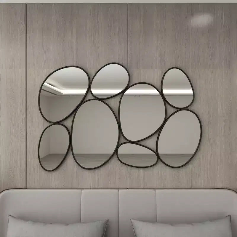 Specchio da parete ovale a grappolo di bolle in metallo nero - Olivia & May: Cornice contemporanea in ferro, 54x35.25", Nessun assemblaggio richiesto