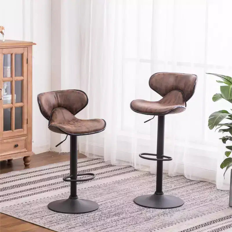 Sgabelli da Bar Regolabili Girevoli Roundhill Furniture Masaccio Upholstery Airlift con Base Cromata, Marrone Invecchiato, Set da 2