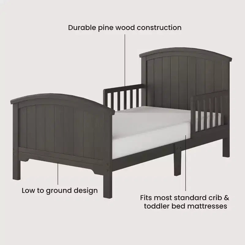 Lettino per bambini Child Craft Hampton con parte superiore ad arco e sponde di protezione, design ribassato, in legno di pino, linee pulite adatte a qualsiasi arredamento