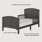 Lettino per bambini Child Craft Hampton con parte superiore ad arco e sponde di protezione, design ribassato, in legno di pino, linee pulite adatte a qualsiasi arredamento