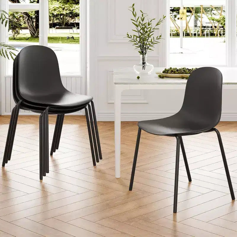 Pexfix Sedia da Pranzo Impilabile in Plastica con Gambe in Metallo, Set da 4
