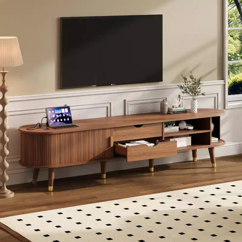 Set Mobile TV e Tavolino da Caffè ModernLuxe con Stazione di Ricarica, Consolle Multimediale Ovale con Anta Scorrevole per TV fino a 80 Pollici, Tavolino Centrale Mid-Century Farmhouse
