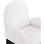 Meridian Furniture, Sedia da pranzo Waldorf in tessuto Bouclé