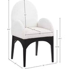 Meridian Furniture, Sedia da pranzo Waldorf in tessuto Bouclé