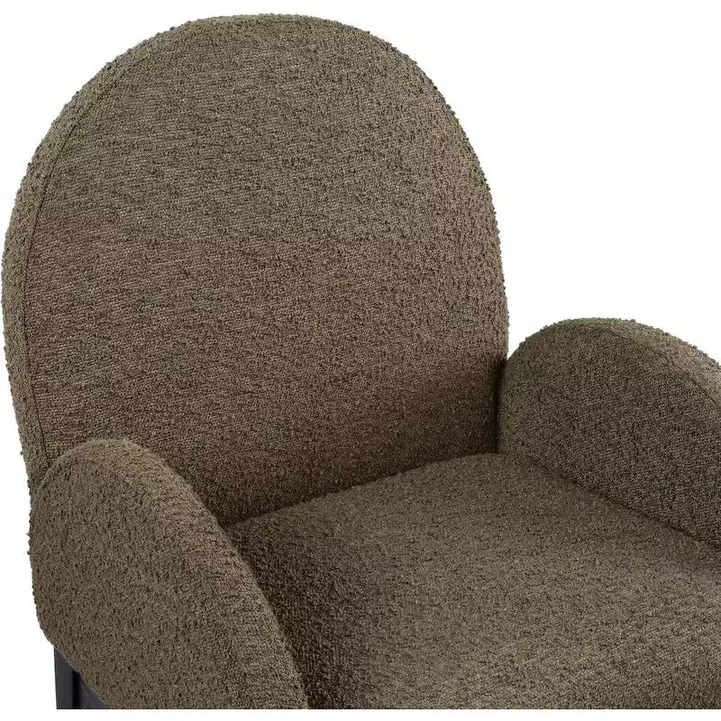 Meridian Furniture, Sedia da pranzo Waldorf in tessuto Bouclé