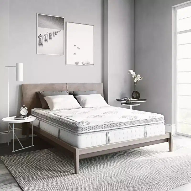 Materasso ibrido a molle insacchettate Gramercy Cool Gel in memory foam da 14 pollici