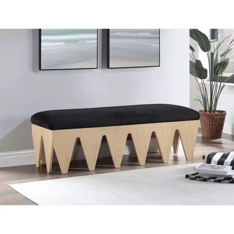 Meridian Furniture, Panca in velluto e pelliccia Altair