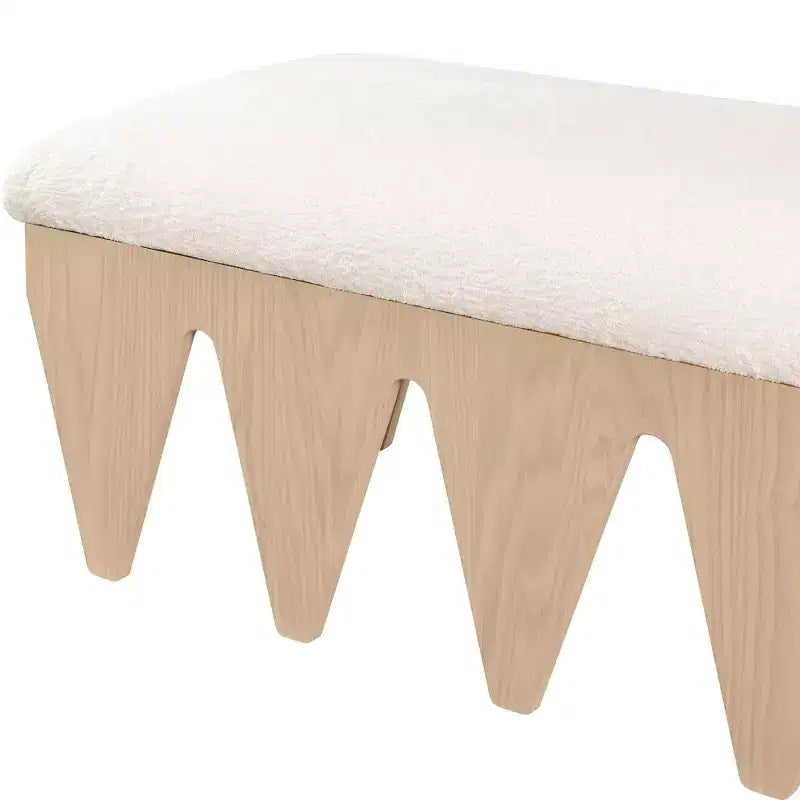 Meridian Furniture, Panca in velluto e pelliccia Altair