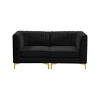 Meridian Furniture, divano componibile Alina in velluto