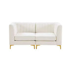 Meridian Furniture, divano componibile Alina in velluto