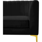 Meridian Furniture, divano componibile Alina in velluto