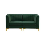 Meridian Furniture, divano componibile Alina in velluto