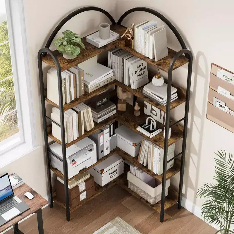 Libreria angolare ad arco Coolmee, libreria angolare industriale a forma di L con struttura in metallo, espositore angolare per soggiorno e camera da letto
