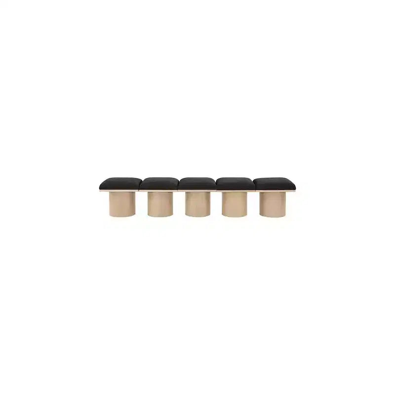 Meridian Furniture, Panca Pavilion in tessuto bouclé nero