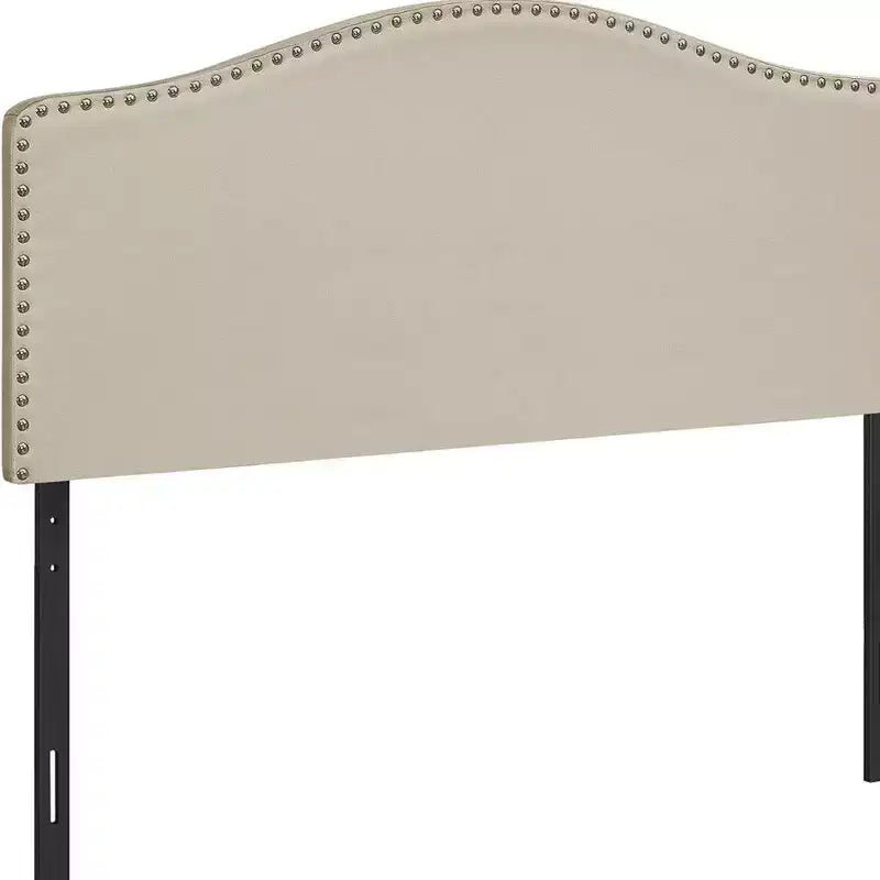 HomeRoots Testiera Matrimoniale Ad Arco Imbottita In Misto Lino Beige Con Borchie