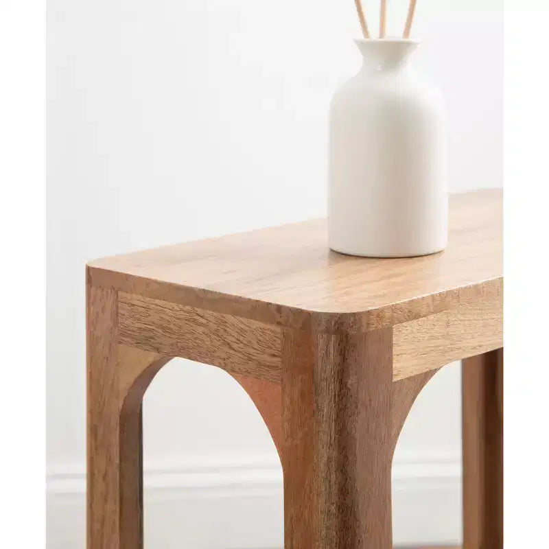 Tavolino sottile in legno Dahl Kate e Laurel