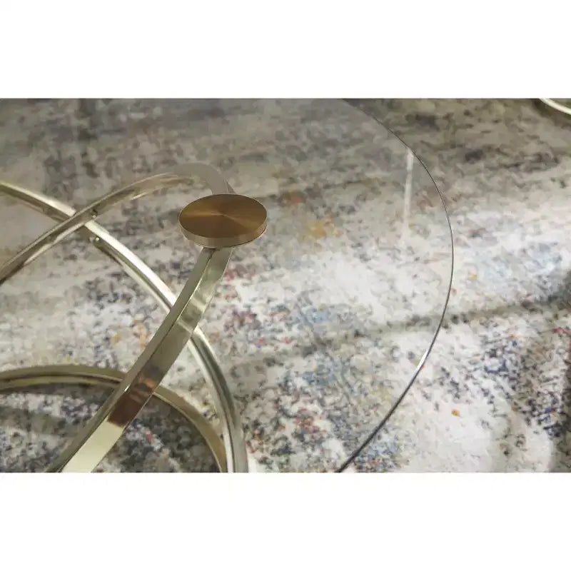 Signature Design by Ashley Crimonti Set 3 Pezzi di Tavolini in Vetro con Tavolini Laterali - Finitura Oro Champagne