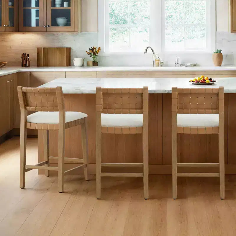 Spruce&Spring Sgabello da bar per altezza bancone in legno massello da 26" con schienale in PVC intrecciato a mano e seduta imbottita, set da 2