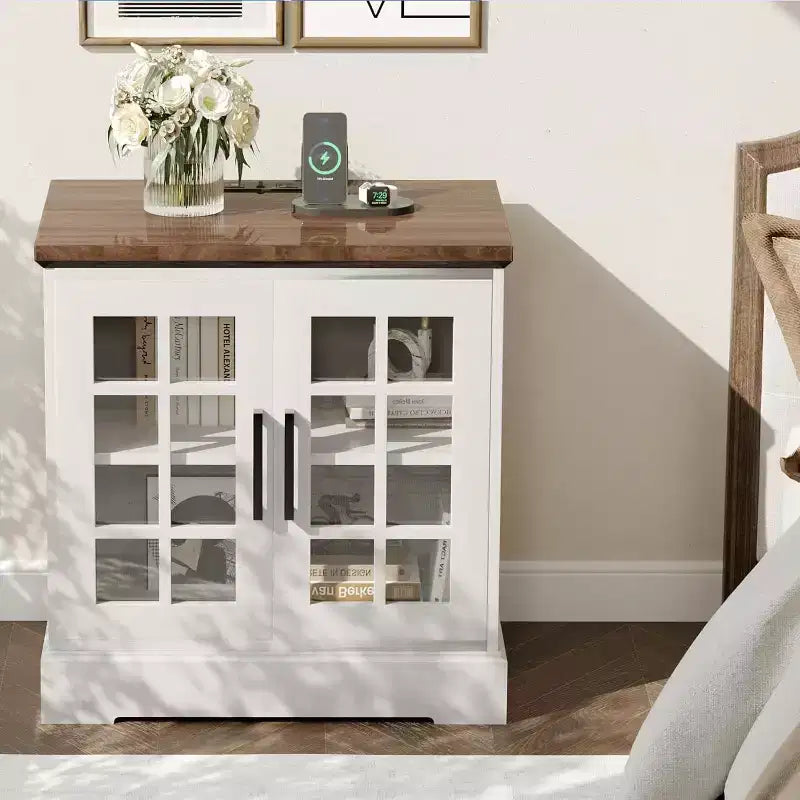 Acekool Comodino in legno 24, con stazione di ricarica, tavolino d'appoggio in stile rustico con ante in vetro temperato, ripiano regolabile, porte USB