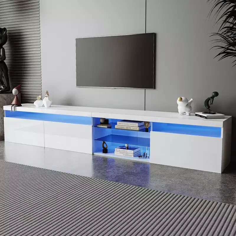 Mobile TV moderno Bestier per TV fino a 105 pollici con 2 ripiani in vetro, console multimediale con vani portaoggetti, mobile TV versatile con luci LED per soggiorno, bianco