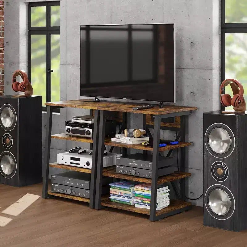 Acekool Mobile TV a 4 Ripiani con Presa di Corrente, Scaffali Regolabili per TV, Console di Gioco, Impianti Stereo e Lettori DVD