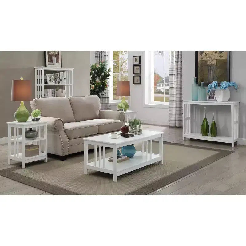 Tavolino Belmont HomeStock con piano liscio e ripiani aperti, tavolino accentuato contenitore in stile transizionale per soggiorno, camera da letto o ufficio