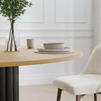 PexFix Tavolo da pranzo rotondo in legno da 52 pollici, tavolo da cucina per 4-6 persone con bordo superiore ad arco e piedistallo testurizzato per soggiorno/sala da pranzo/caffè/ufficio, naturale