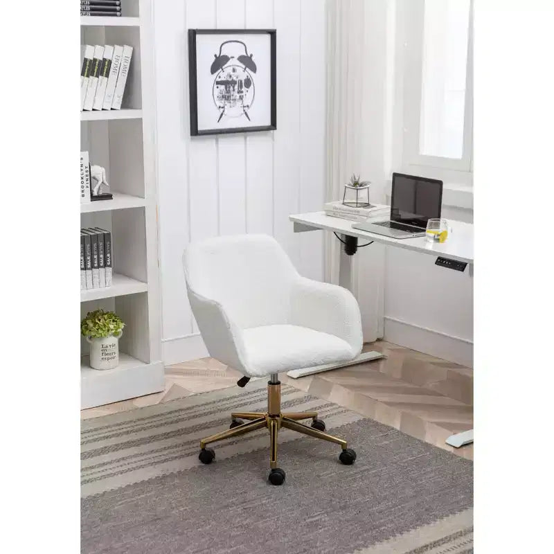 Okak Sedia da Ufficio Teddy con Base in Metallo Dorato, Sedia Girevole Regolabile in Altezza e Ruota Universale, Sedia da Scrivania per Ufficio, Studio