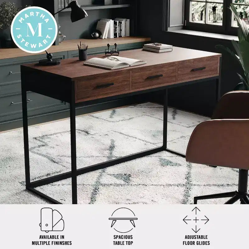 Scrivania Martha Stewart Ollie per ufficio con 3 cassetti
