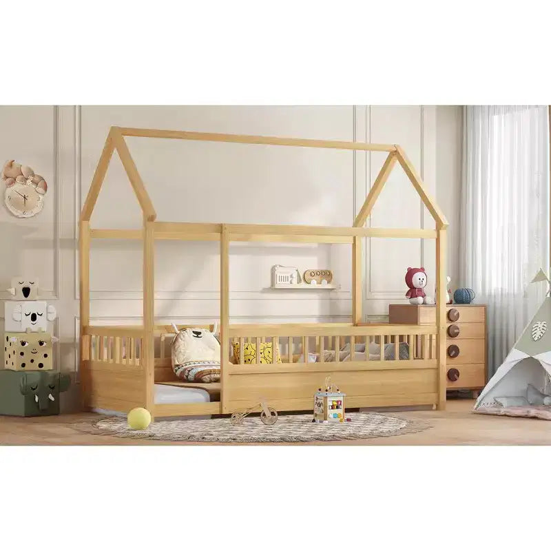Letto a pavimento Montessori singolo Bellemave con recinzione alta, letto a casetta per bambini e bambine, letto Montessori senza doghe, naturale