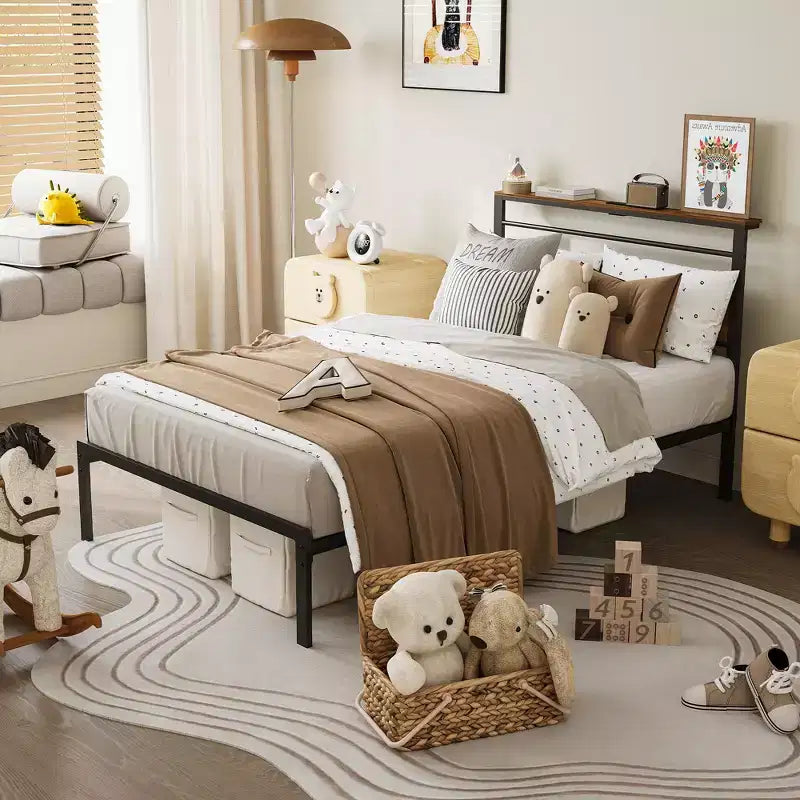 Struttura letto Heynemo, letto a piattaforma vintage industriale con contenitore, testiera in legno, contenitore retrò, luci a LED, stazione di ricarica, design silenzioso