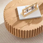 Homy Casa Tavolino da caffè moderno ovale in legno con design scanalato testurizzato per soggiorno e piccoli spazi, riunioni festive, Rovere naturale
