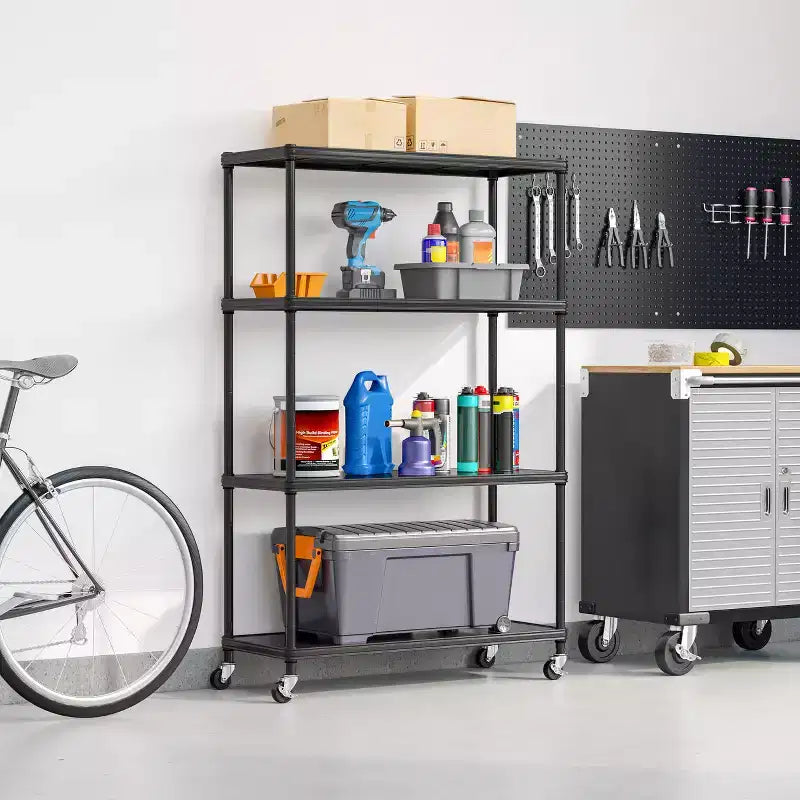 Scaffalatura in acciaio a 4 ripiani HOME di Seville Classics con fodere per ripiani, 36 L x 14 P x 56,5 H