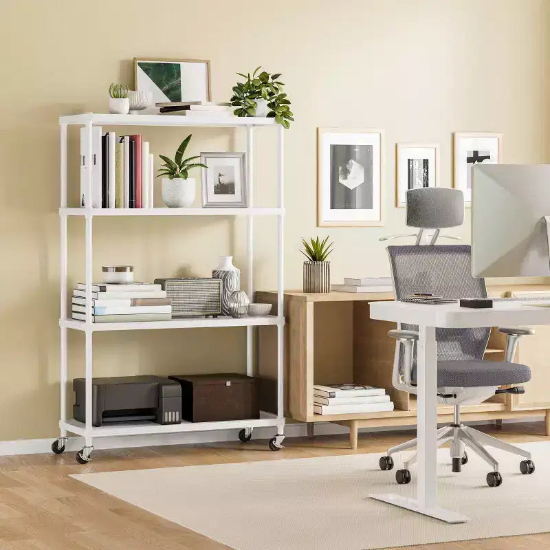 Scaffalatura in acciaio a 4 ripiani HOME di Seville Classics con fodere per ripiani, 36 L x 14 P x 56,5 H