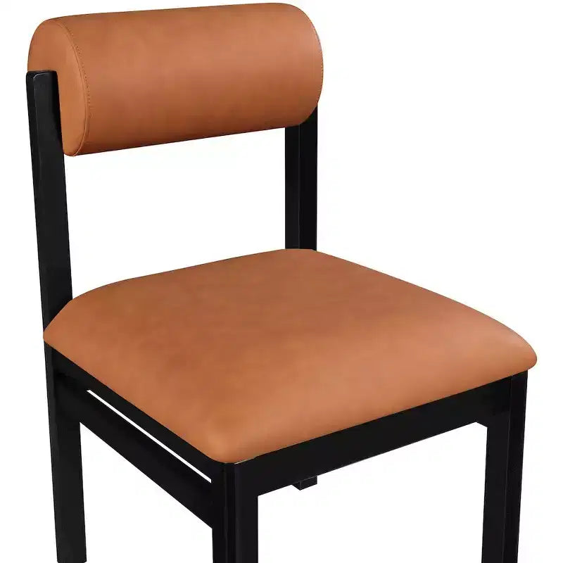 Meridian Furniture, Sedia da pranzo imbottita in pelle vegana Roundhill, Set da 2