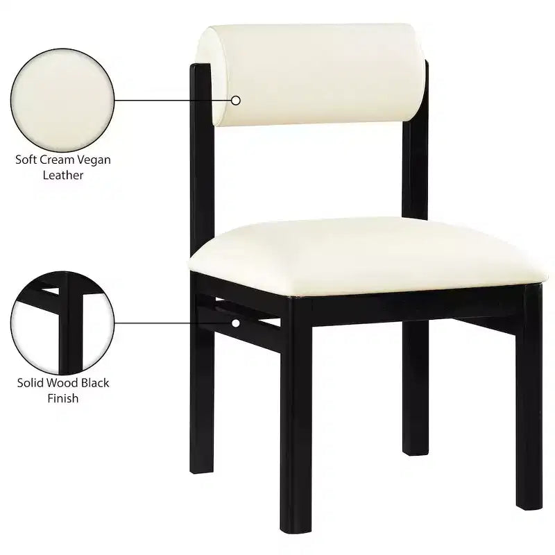 Meridian Furniture, Sedia da pranzo imbottita in pelle vegana Roundhill, Set da 2
