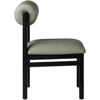 Meridian Furniture, Sedia da pranzo imbottita in pelle vegana Roundhill, Set da 2