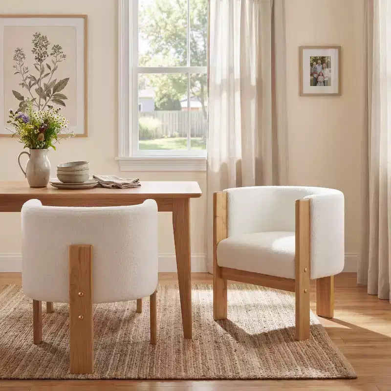 Sedie da Pranzo Christopher Knight Home Zoe Moderne con Rivestimento in Bouclé e Schienale a Botte (Set da 2)