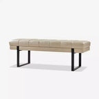 Panca imbottita dal design trapuntato a canali Fritz Modern con gambe in metallo|ART OF LIVING DESIGNS