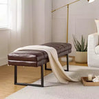 Panca imbottita dal design trapuntato a canali Fritz Modern con gambe in metallo|ART OF LIVING DESIGNS