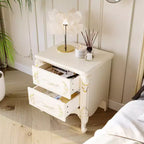 Comodino Famapy Shabby Chic Bianco con Doppi Cassetti e Dettagli Dorati, Intarsi Decorati, Tavolino, Elegante Contenitore per la Camera da Letto