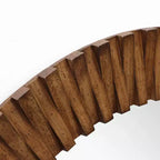 LuxenHome Specchio da Parete Rotondo Strutturato in Legno di Quercia Rustica, 29 Decorativo Accento per la Casa Marrone