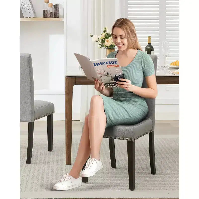 Set di 2 sedie da pranzo moderne imbottite in tessuto, sedie da pranzo con gambe in legno, schienale curvo ergonomico, capacità 120 kg, per sala da pranzo, cucina