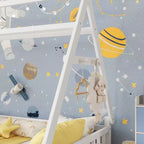 Letto a capanna gemello Whisen con luce, letto a capanna basso con recinzione e tetto, design di sicurezza