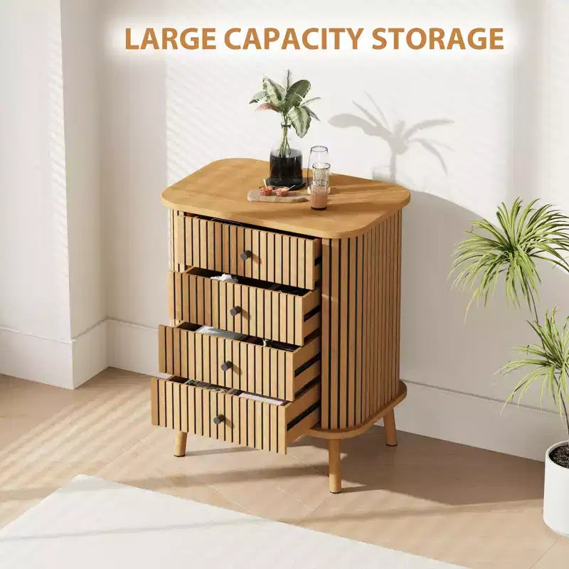 Comò a 4 cassetti, cassettiera da camera, mobiletto contenitore, ampio spazio, comò moderno in vimini con maniglie nere opache e gambe in legno