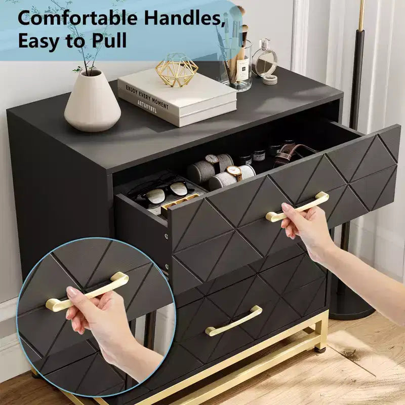 Cassettiera a tre cassetti, comodino con funzione contenitore, toeletta, maniglia dorata, adatto per camera da letto, soggiorno e ingresso