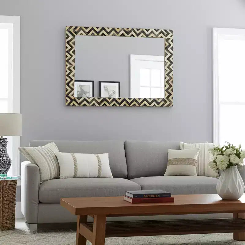 Specchio da Parete Resina Legno Vetro Moderna Cornice Chevron 24x1x36 Pollici Grigio Bianco Accento Decorativo per Casa Ufficio Camera da Letto Soggiorno