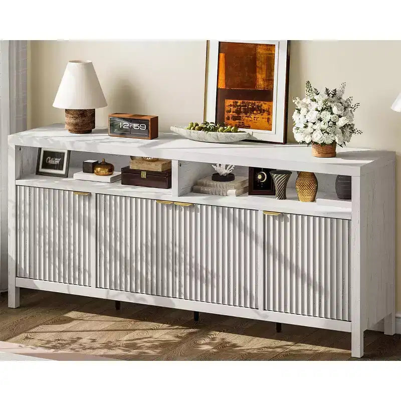 GustoWave 65.8 in Credenza Buffet con Ante Scanalate, Mobile Contenitore Moderno da Cucina con Ante Scanalate, Elegante Texture del Legno