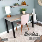 Scrivania in legno massello Skyline Riverstone Grey di Pipe Decor con gambe High-Rise da 71 cm